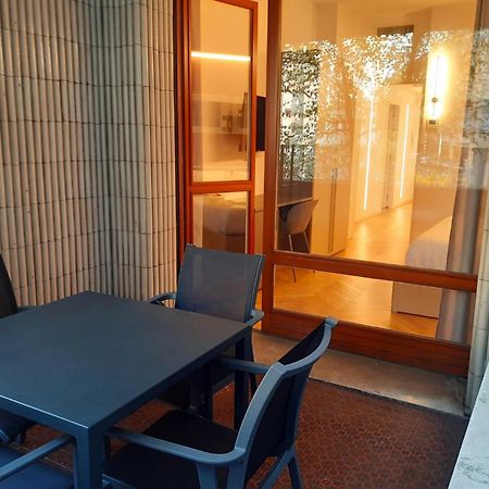 Mako Suites - Centro E Stazione Монца Экстерьер фото