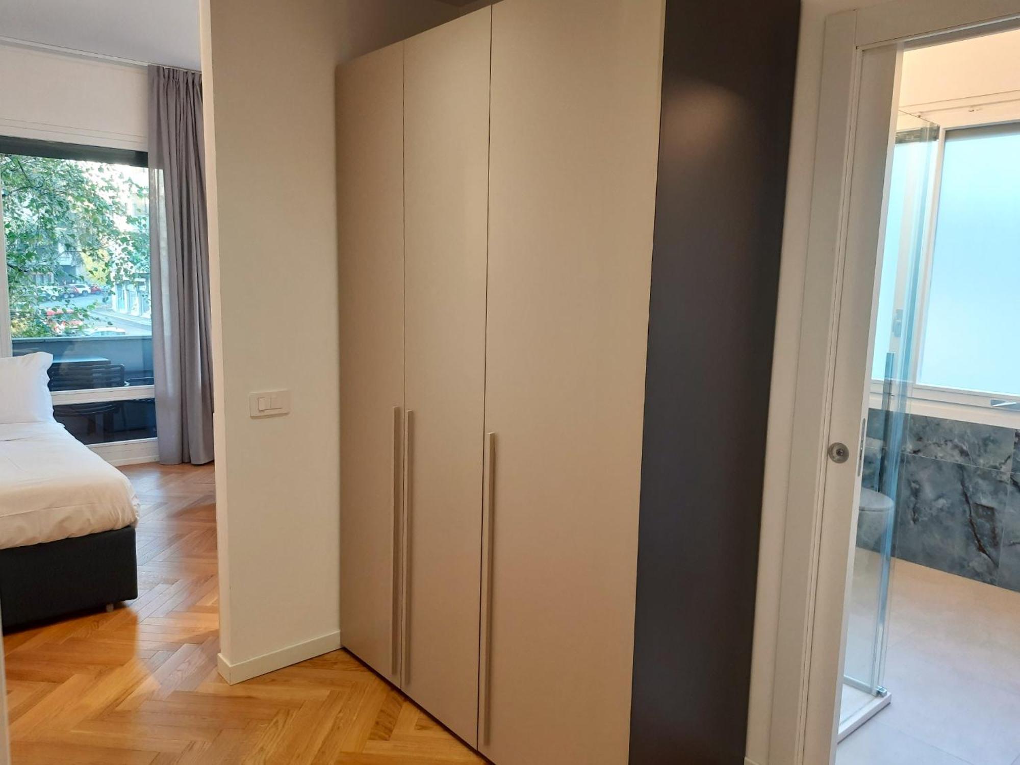 Mako Suites - Centro E Stazione Монца Экстерьер фото